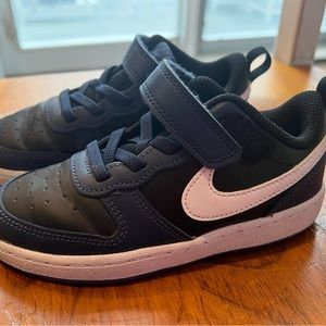 Nike court bourough worn ONCE